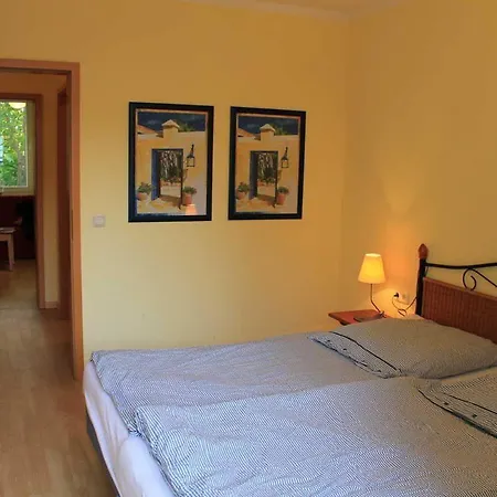 Strandnahe Ferienwohnung Im Ostseebad Goehren * Goehren (Ruegen)