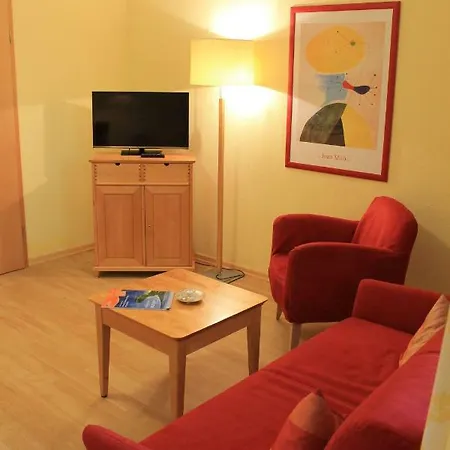 Strandnahe Ferienwohnung Im Ostseebad Goehren Lejlighed Goehren (Ruegen)